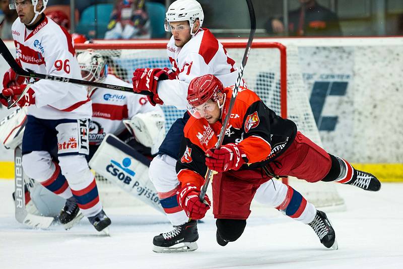 Hokejový Mountfield Cup: Mountfield HK - HC Dynamo Pardubice.