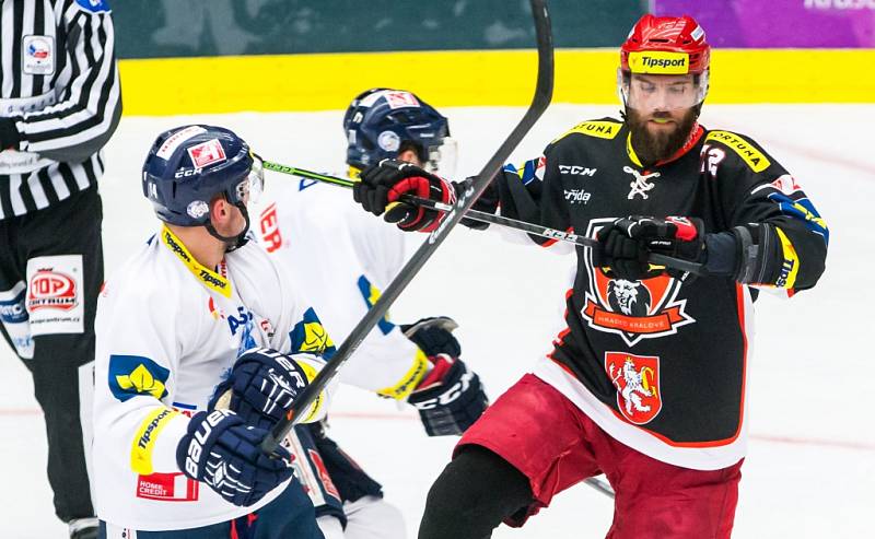 Tipsport extraliga ledního hokeje: Mountfield HK - Bílí Tygři Liberec.