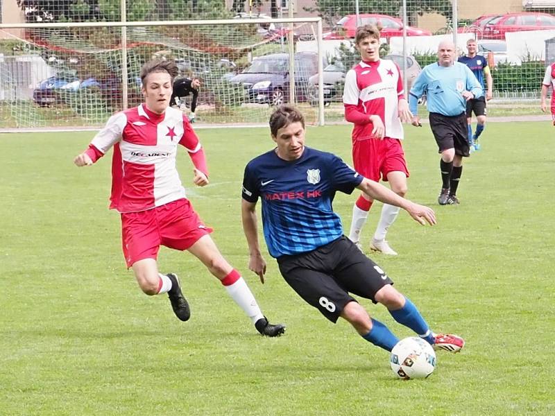 Fotbalový okresní přebor: Slavia Hradec Králové B - Myštěves.