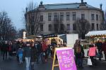 Muzejní adventní trh na náměstí Svobody v Hradci Králové v roce 2018