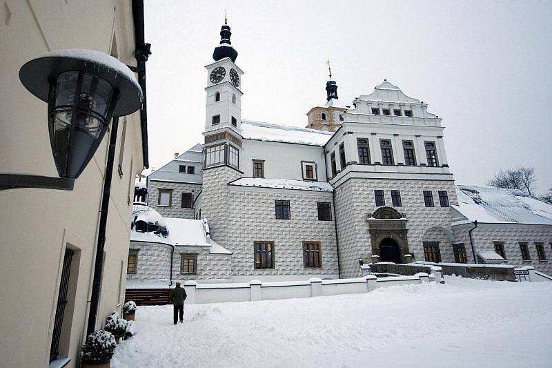 Nové národní památky na východě Čech: Zámek Pardubice s opevněním již největší rekonstrukcí prošel.