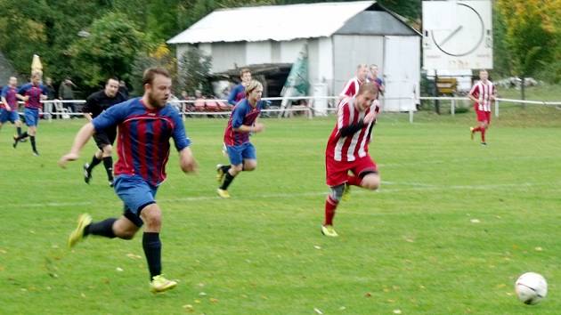 Krajská fotbalová I. B třída, skupina A: TJ Sokol Malšovice - TJ Lokomotiva Hradec Králové.