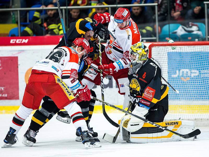 Hokejová extraliga: Mountfield HK - HC Verva Litvínov.