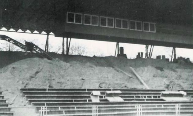 Stavba tribuny rok 1966.