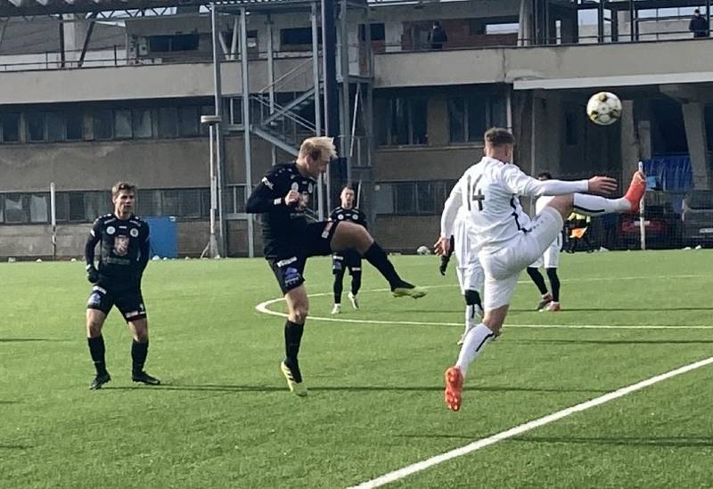 FC Hradec Králové B (v tmavém) - SK Vysoké Mýto 4:3