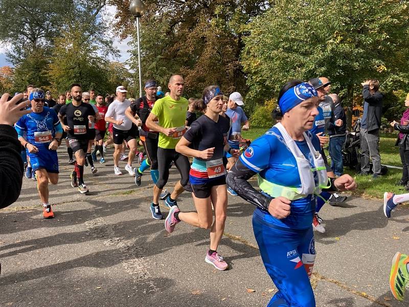 Hradecký maraton a půlmaraton.