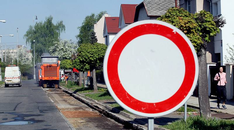 Oprava ulice Jiřího Purkyně v Hradci Králové.