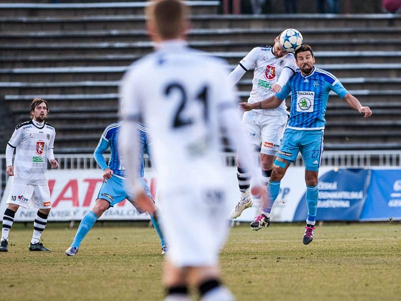 Pohárové čtvrtfinále fotbalového MOL Cupu: FC Hradec Králové - FK Mladá Boleslav.