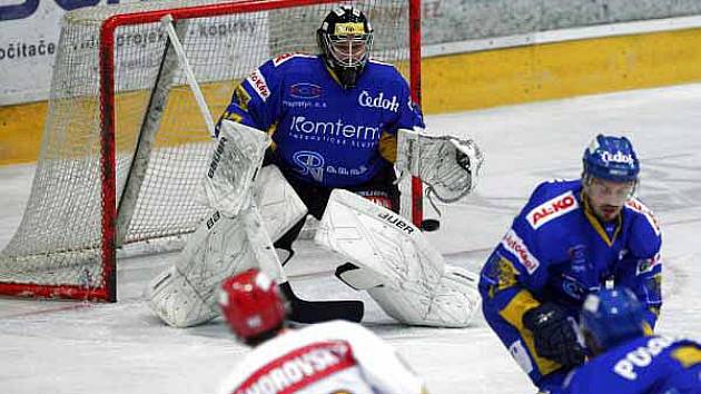 I. hokejová liga: HC VCES Hradec Králové - IHC Komterm Písek.