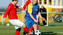 Fotbal, krajský přebor: Nový Hradec - Česká Skalice (21. března 2009).