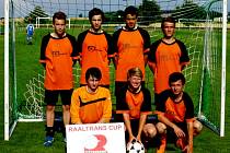 Vítězové dohalického Raaltrans Cupu - tým AC Young boys.