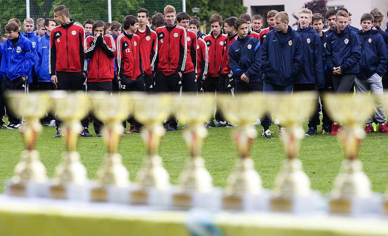 Fotbalový Kouba Cup žákovské kategorie U15 - o 1. až 3. místo: Královéhradecký KFS - Olomoucký KFS.