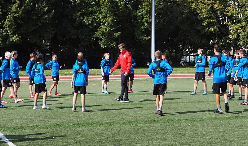 FOTBALOVÁ AKADEMIE v Hradci Králové slavnostně zahájila svoji činnost.