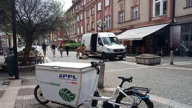 In Hradec geht man „mit der Zeit“, hier wächst der ökologische Transport auf Lastenrädern
