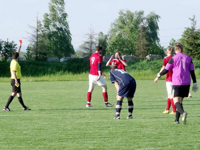 Krajská fotbalová I. B třída, skupina E: TJ Slavoj Předměřice nad Labem - TJ Lokomotiva Hradec Králové.