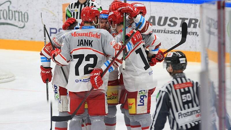 Brno znovu zdolali. Hradečtí hokejisté porazili Kometu i podruhé v sezoně. Po domácí výhře 3:0 (8. října) se radovali z vítězství také v neděli na ledě soupeře.