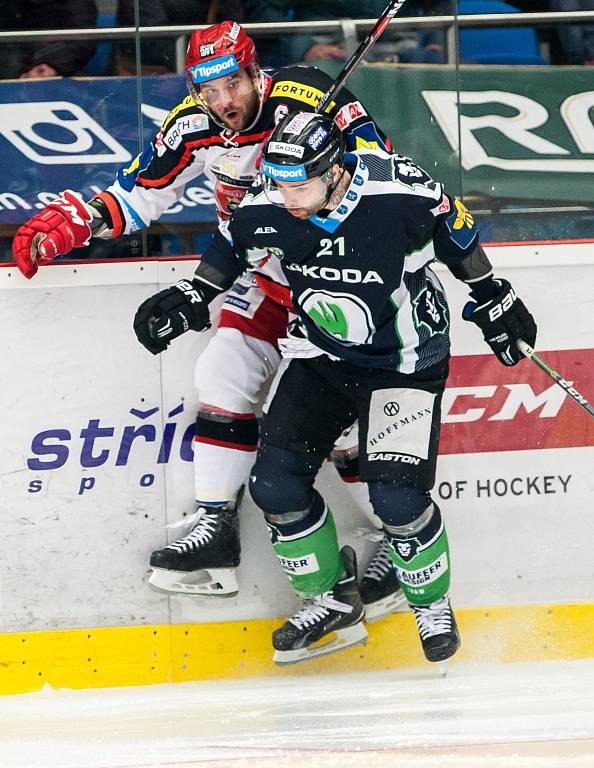 Hokejová extraliga - čtvrtfinále play off: Mountfield HK - BK Mladá Boleslav.