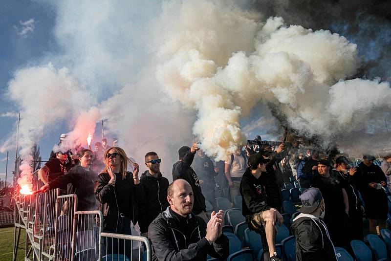 Postupové oslavy hradeckých fotbalistů