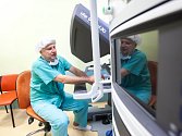 Robot na urologické a onkologické operace ve Fakultní nemocnici Hradec Králové.