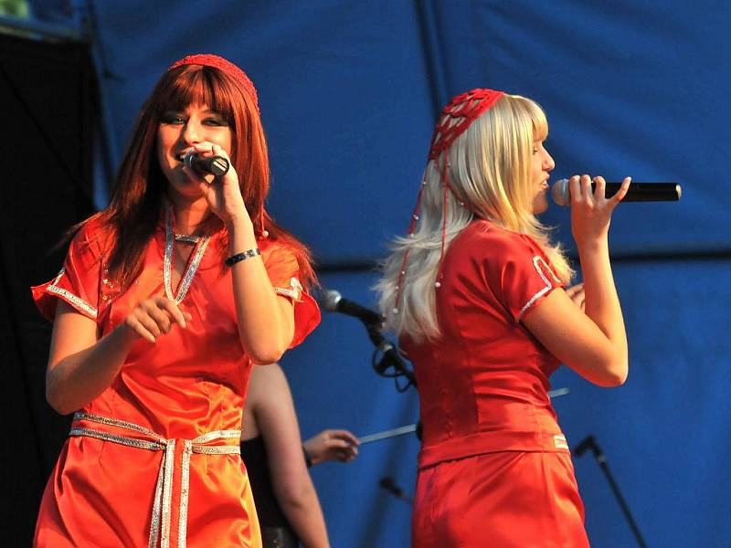 Festival revivalových rockových kapel ve Výravě v sobotu 11. července 2009.