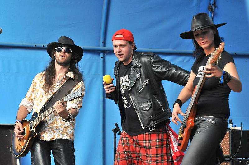 Festival revivalových rockových kapel ve Výravě v sobotu 11. července 2009.