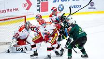 Předkolo hokejového Generali play off Tipsport extraligy: Mountfield HK - HC Energie Karlovy Vary.