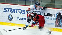 Čtvrtfinále play off hokejové extraligy: Mountfield HK - Bílí Tygři Liberec.