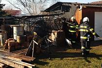 Čtyřem jednotkám hasičů byl vyhlášen poplach kvůli nahlášenému požáru kůlny v Lípě nad Orlicí.