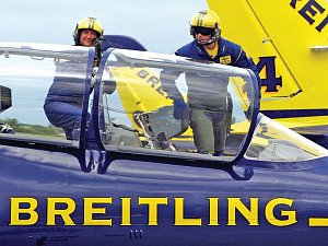 Francouzští akrobaté ze skupiny Breitling Jet Team na českých letounech L–39 Albatros se znovu představí v Hradci Králové. Jejich vystoupení při přehlídce CIAF patří k nejatraktivnějším.