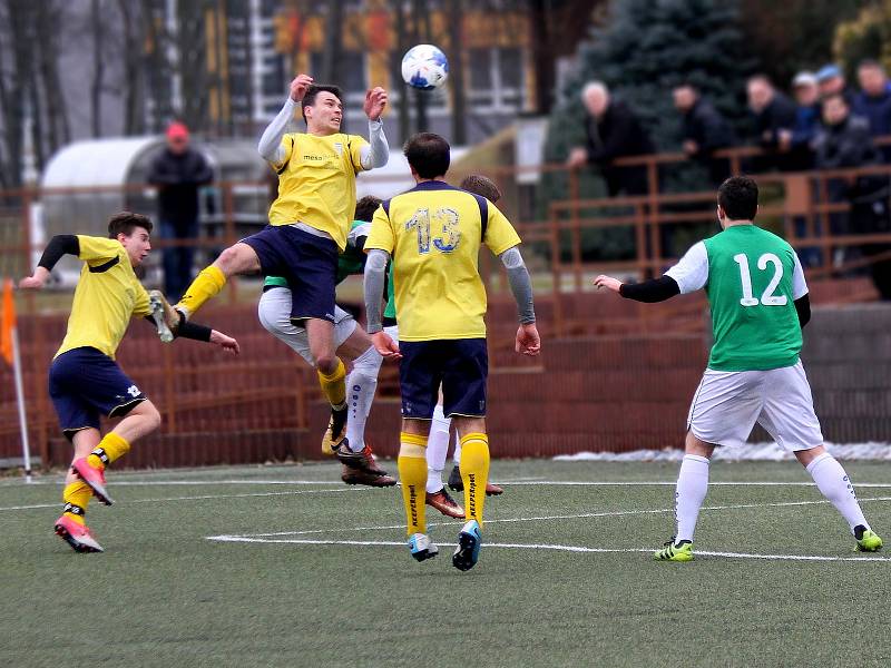 Novoměstský Jakub Vít vzešel z hlavičkového souboje s jičínskou obranou vítězně.