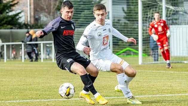 ČFL, skupina B: FC Hradec Králové B (v bílém) - FK Viktoria Žižkov 1:3