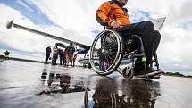 Akce Open Skies for Handicapped na královéhradeckém letišti.