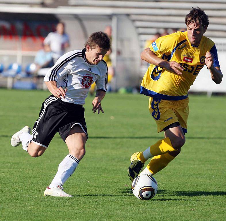 FC Hradec Králové – FC Vysočina Jihlava 2:2 (10. července 2010).