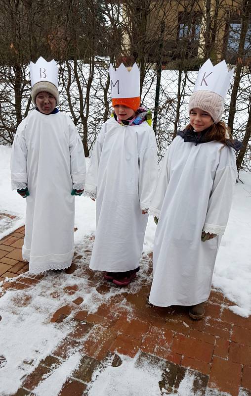 Sousedská koleda aneb Tříkrálová sbírka v Chlumci nad Cidlinou.