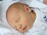 Matěj Kazík se narodil 8. června ve 20.33 hodin. Po narození měřil 50 centimetrů a vážil 3510 gramů. S rodiči Michaelou a Petrem Kazíkovými bydlí ve Staré Vsi.