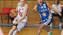 Ženská basketbalová liga: Sokol Hradec Králové - Kara Trutnov.