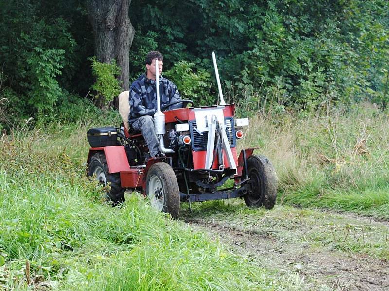 Ve Staré Vodě se uskutečnil druhý ročník Traktoriády