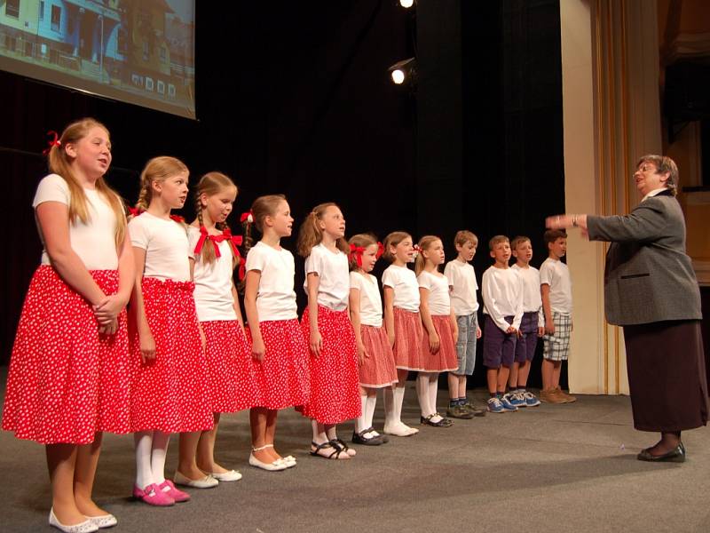 Koncert pedagogů ZUŠ Františkovy Lázně. 