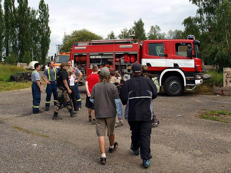 Branný den chebských školáků v Paintball aréně ve Střížově