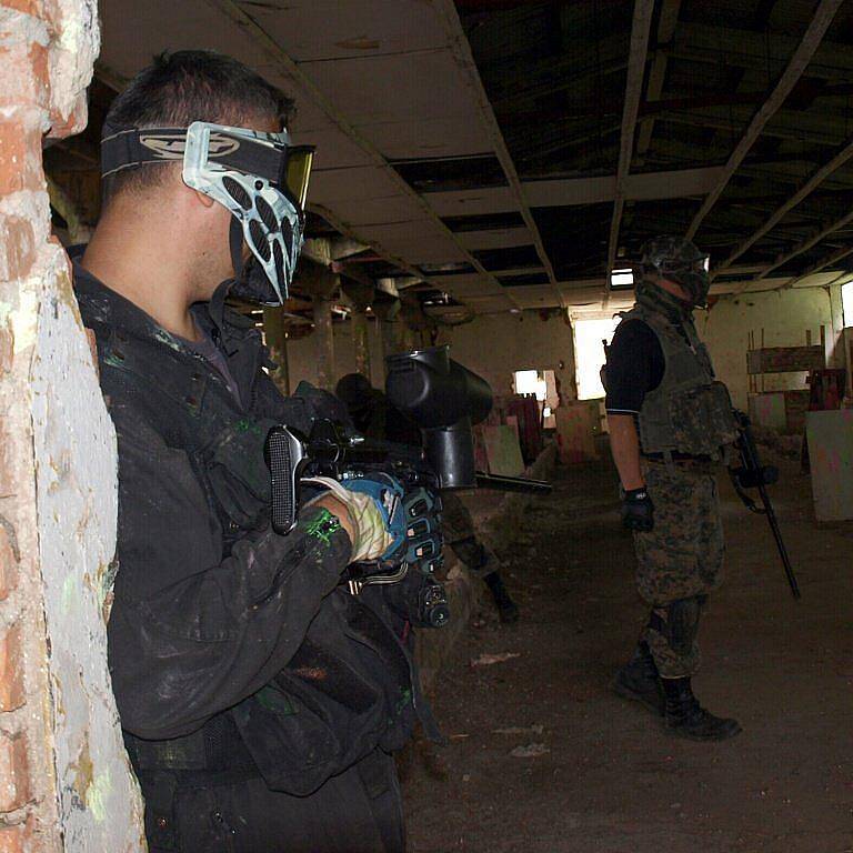 Branný den chebských školáků v Paintball aréně ve Střížově