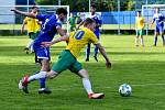 Nejdecký FK udolal před svými fanoušky Františkovy Lázně (ve žlutém) v poměru 2:1.