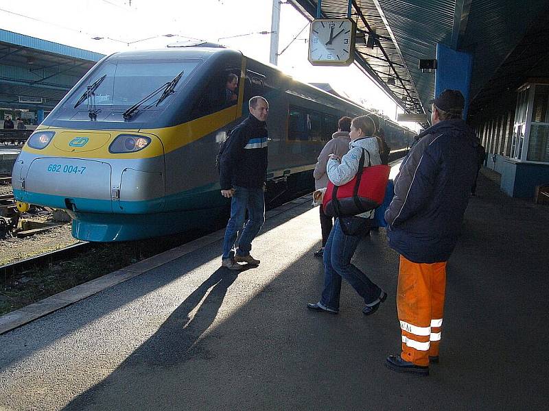 Do chebského regionu zavítal rychlovlak Pendolino. 