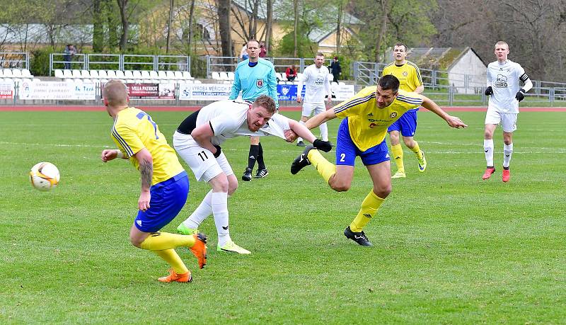 FC Viktoria Mariánské Lázně – SK Senco Doubravka 0:1 (0:1).