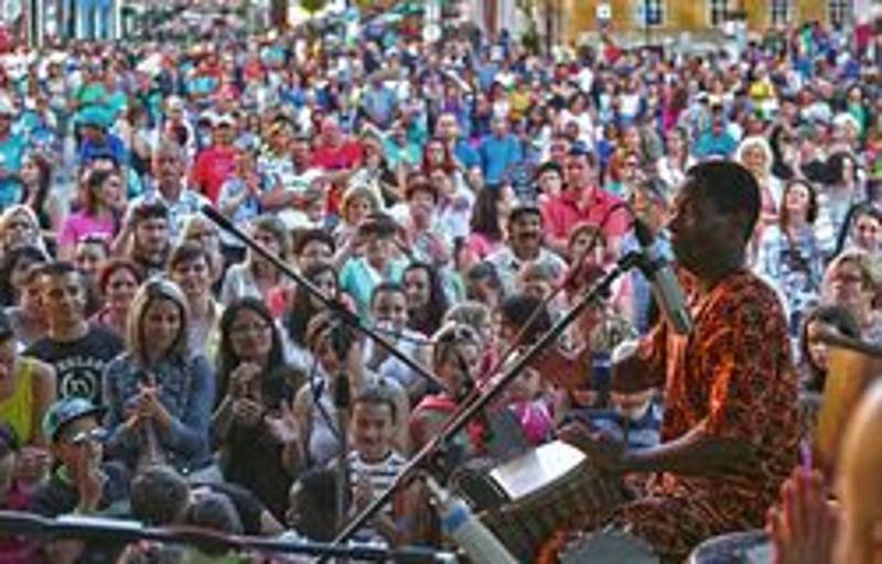 Dechová hudba se rozléhá po celém Chebu. Až do neděle totiž probíhá tradiční, mezinárodního festival dechových orchestrů FIJO 2022.