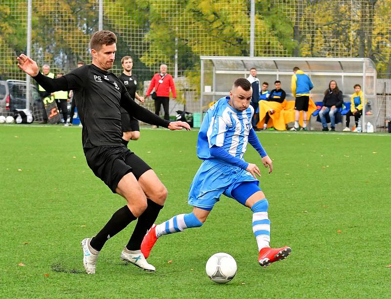 Chebské derby ovládla v rámci 11. kola Fortuna Divize A Viktoria Mariánské Lázně, která porazila Hvězdu Cheb 3:0.