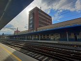 Budova chebského nádraží patří k dílům architekta Josefa Dandy.