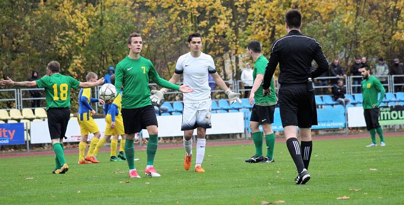 Hlavní pozornost fanoušků v Karlovarském kraji směřovala do Mariánských Lázní, kde se v derby představila Březová.