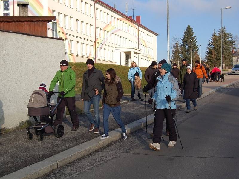 Silvestrovský pochod ve Františkových Lázních.