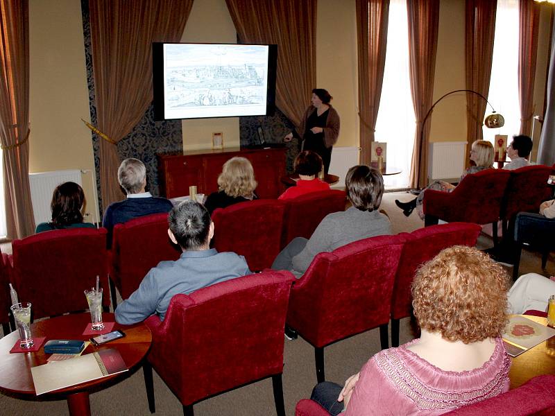 Jedinečnou možnost dozvědět se zajímavé informace z historie města Františkovy Lázně měli lidé o víkendu v lázeňském domě Pawlik.