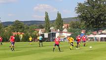 V Dolním Žandově oslavovali fotbalisté třicetileté výročí postupu.